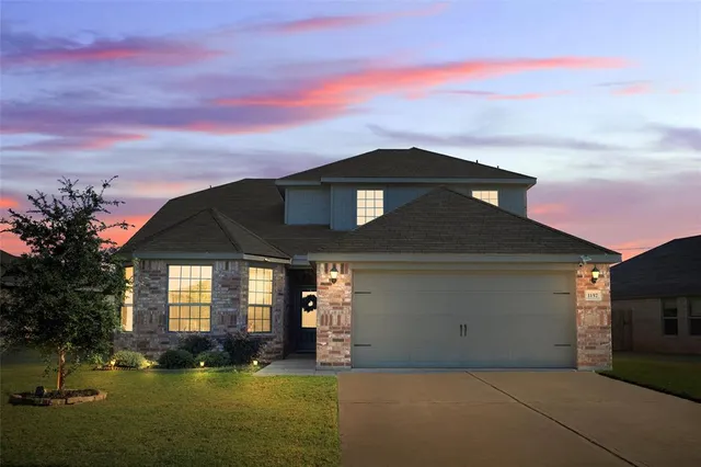$2,200 | 1157 Beaverwood Lane, Crowley, TX 76036