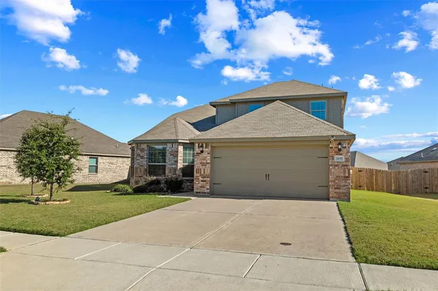 $2,200 | 1157 Beaverwood Lane, Crowley, TX 76036