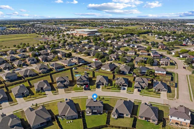 $2,200 | 1157 Beaverwood Lane, Crowley, TX 76036