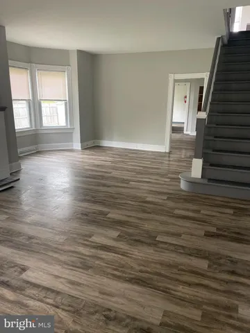 $2,400 | 246 West Front Street, Florence, NJ 08518