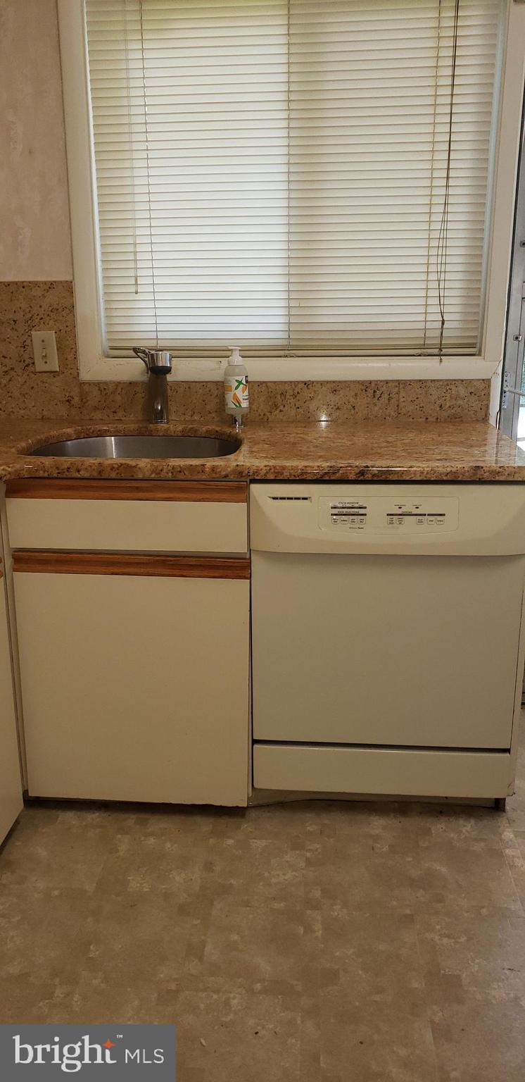 2706 Geartner Road Baltimore, MD 21209 - Photo 17 of 55 Gallery Image 17