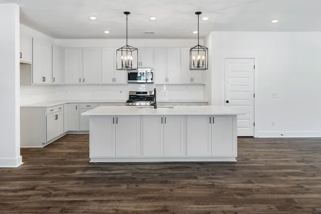 $518,900 | 8000 Connor Court, North Charleston, SC 29406