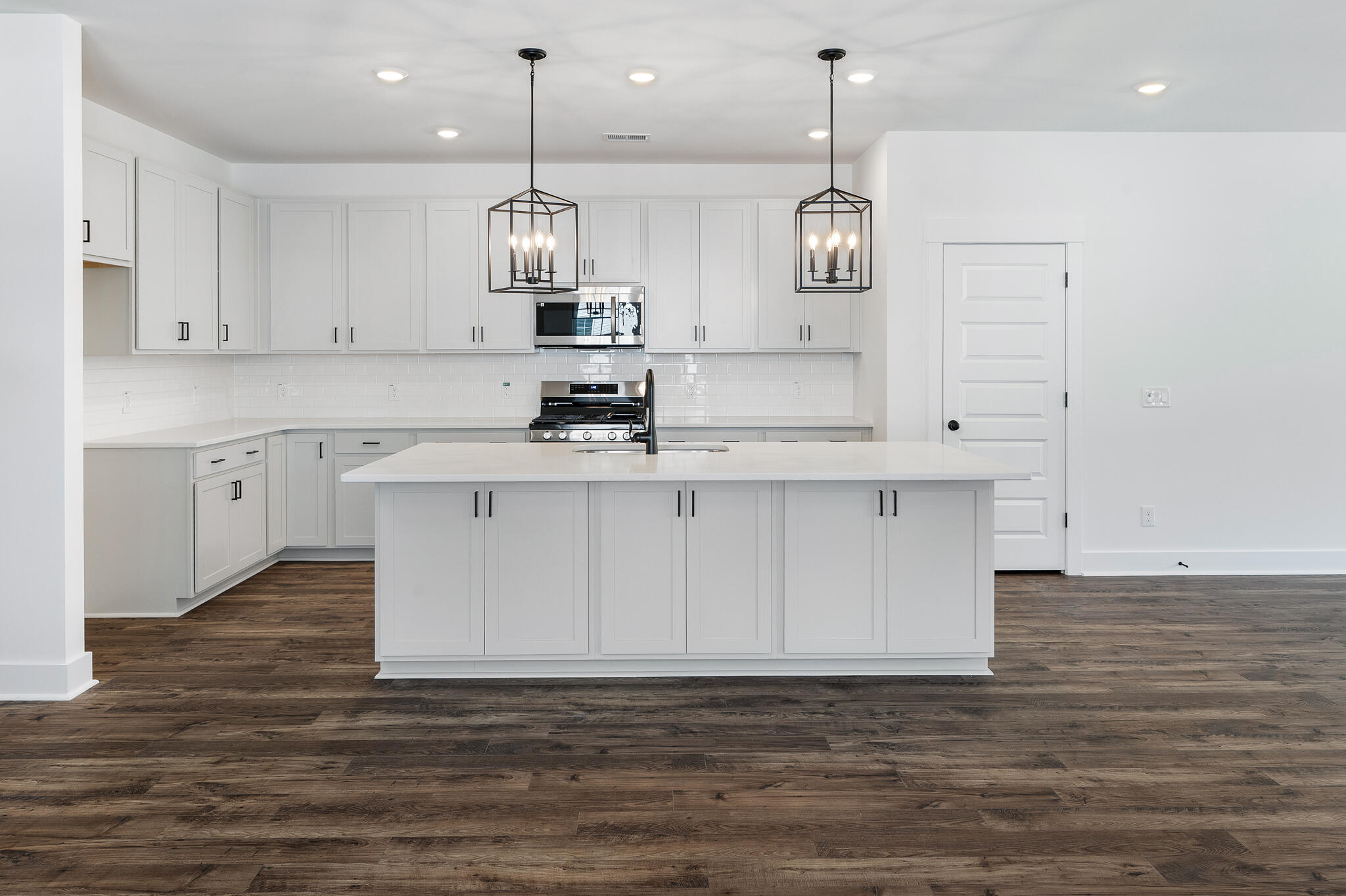 8000 Connor Court North Charleston, SC 29406 - Photo 8 of 38 MOD_3712