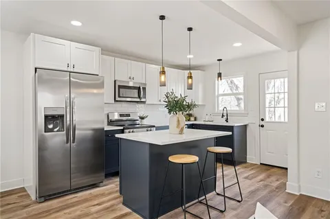 $250,000 | 1339 South Hocker Avenue, Independence, MO 64055