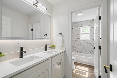 $250,000 | 1339 South Hocker Avenue, Independence, MO 64055