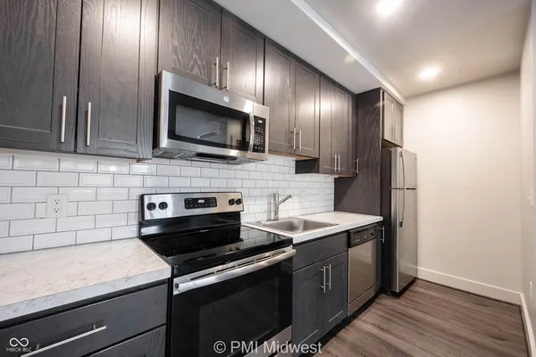 $849 | 1309 North Pennsylvania Street, Unit 205, Indianapolis, IN 46202