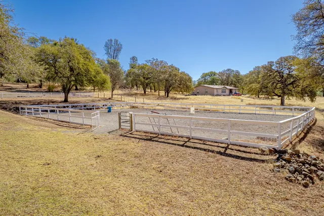 $649,999 | 7259 White Oak Lane, Browns Valley, CA 95918