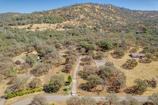 $649,999 | 7259 White Oak Lane, Browns Valley, CA 95918