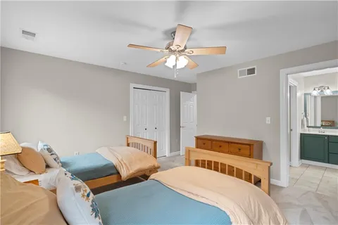 $925,000 | 189 Wedgewood Drive, Gibsonia, PA 15044