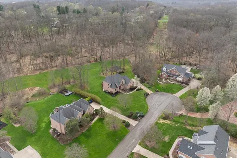 $925,000 | 189 Wedgewood Drive, Gibsonia, PA 15044