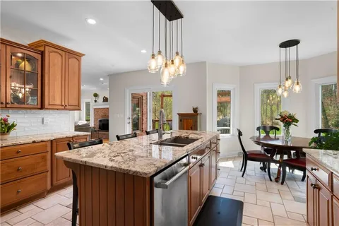 $925,000 | 189 Wedgewood Drive, Gibsonia, PA 15044