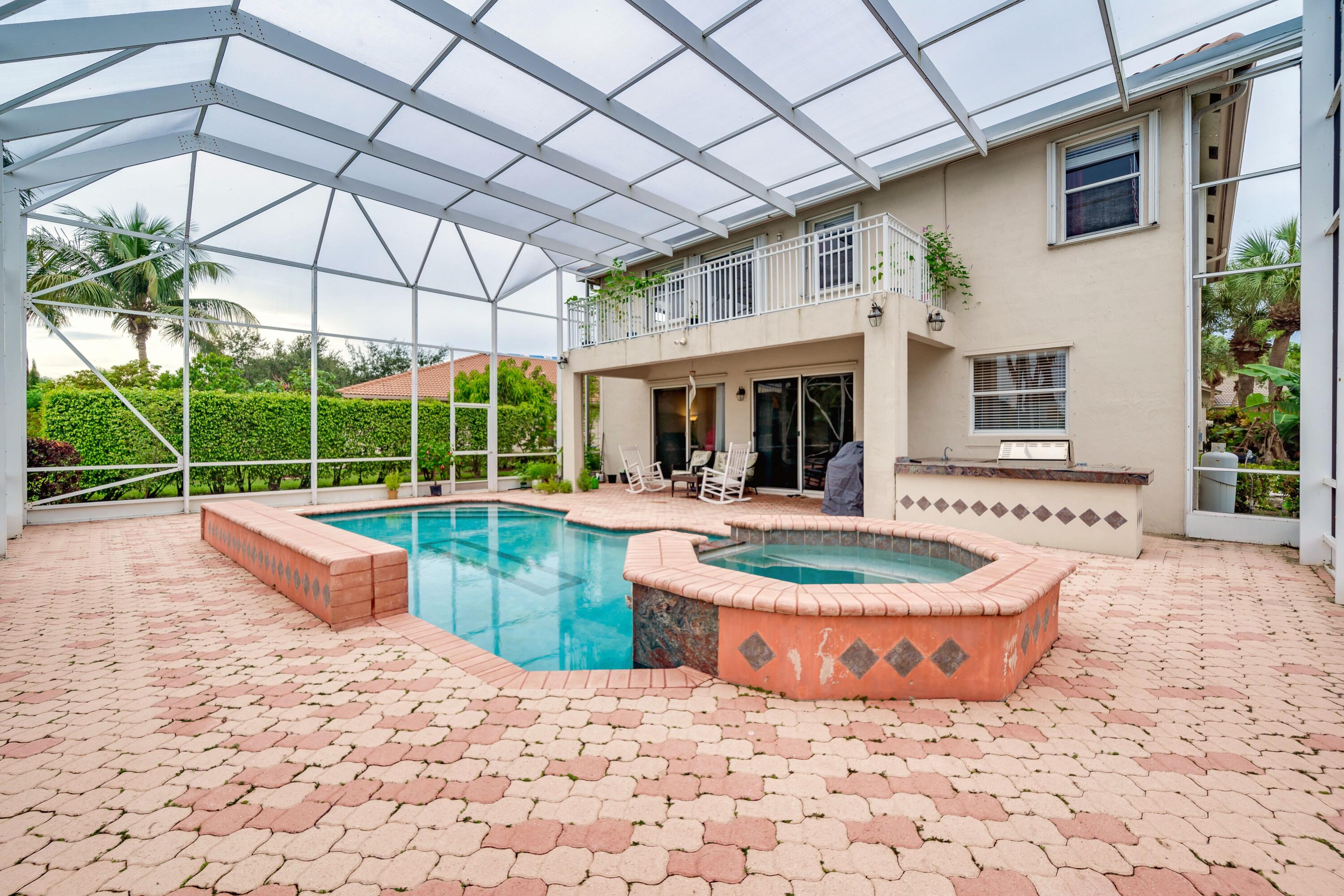 16738 Diamond Drive Weston, FL 33331 - Photo 31 of 38 40_exterior-8