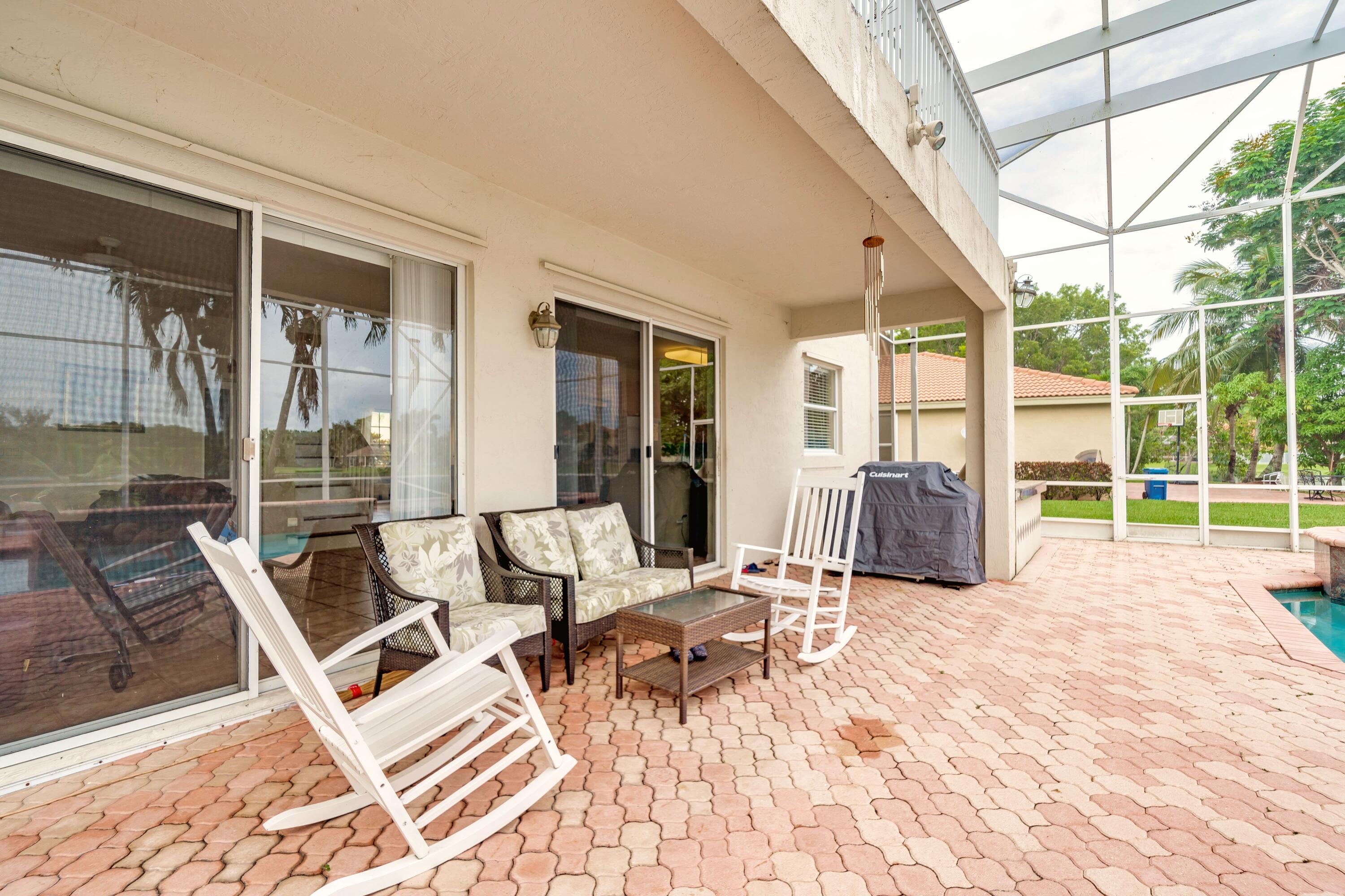 16738 Diamond Drive Weston, FL 33331 - Photo 32 of 38 46_exterior-14