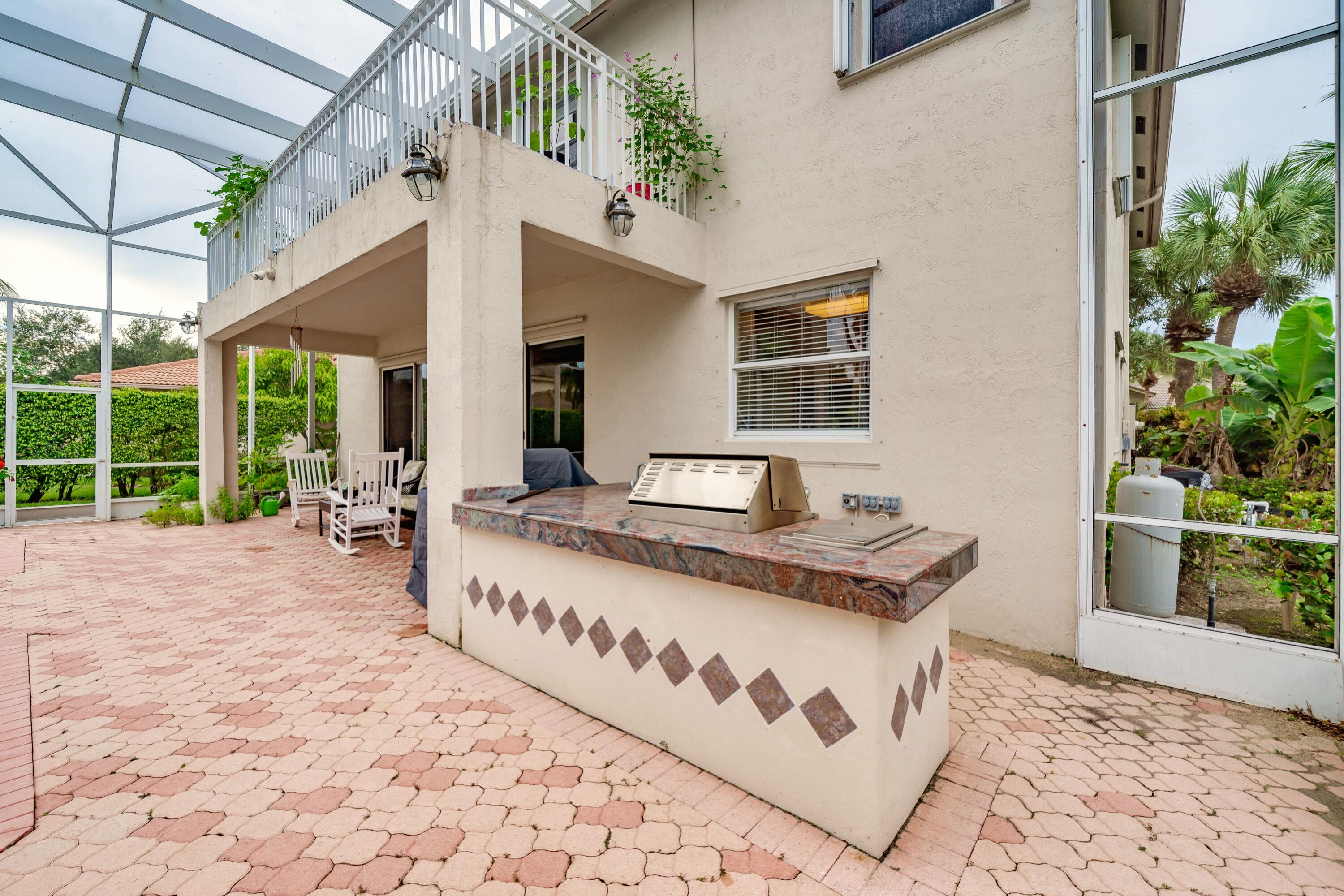 16738 Diamond Drive Weston, FL 33331 - Photo 33 of 38 39_exterior-7