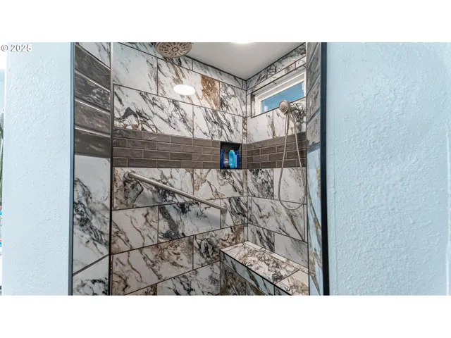 $950,000 | 1960 Ranch Road, Reedsport, OR 97467