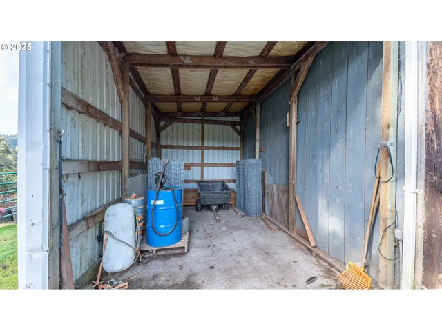 $950,000 | 1960 Ranch Road, Reedsport, OR 97467