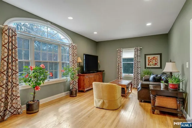 $1,650,000 | 7 Valley Forge Road, Oakland, NJ 07436