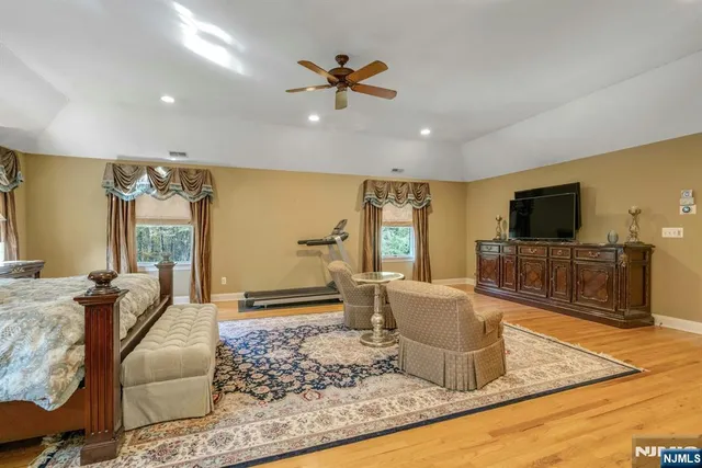 $1,650,000 | 7 Valley Forge Road, Oakland, NJ 07436