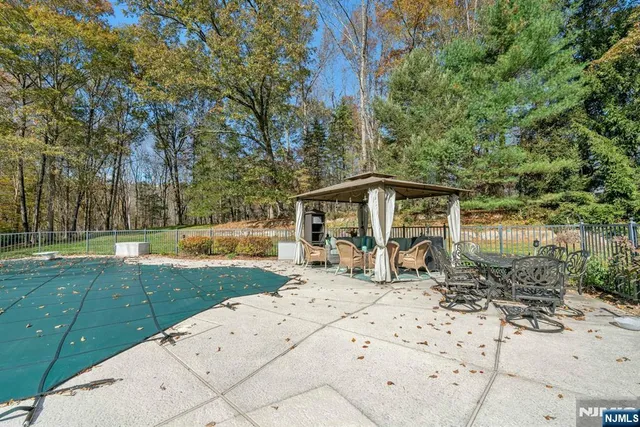 $1,650,000 | 7 Valley Forge Road, Oakland, NJ 07436