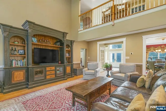 $1,650,000 | 7 Valley Forge Road, Oakland, NJ 07436