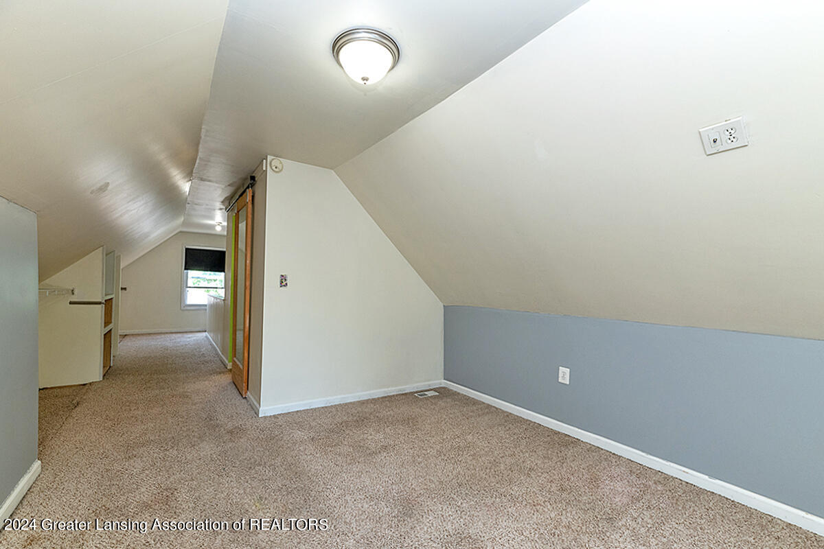 630 Stoner Road Lansing, MI 48917 - Photo 18 of 28 14e