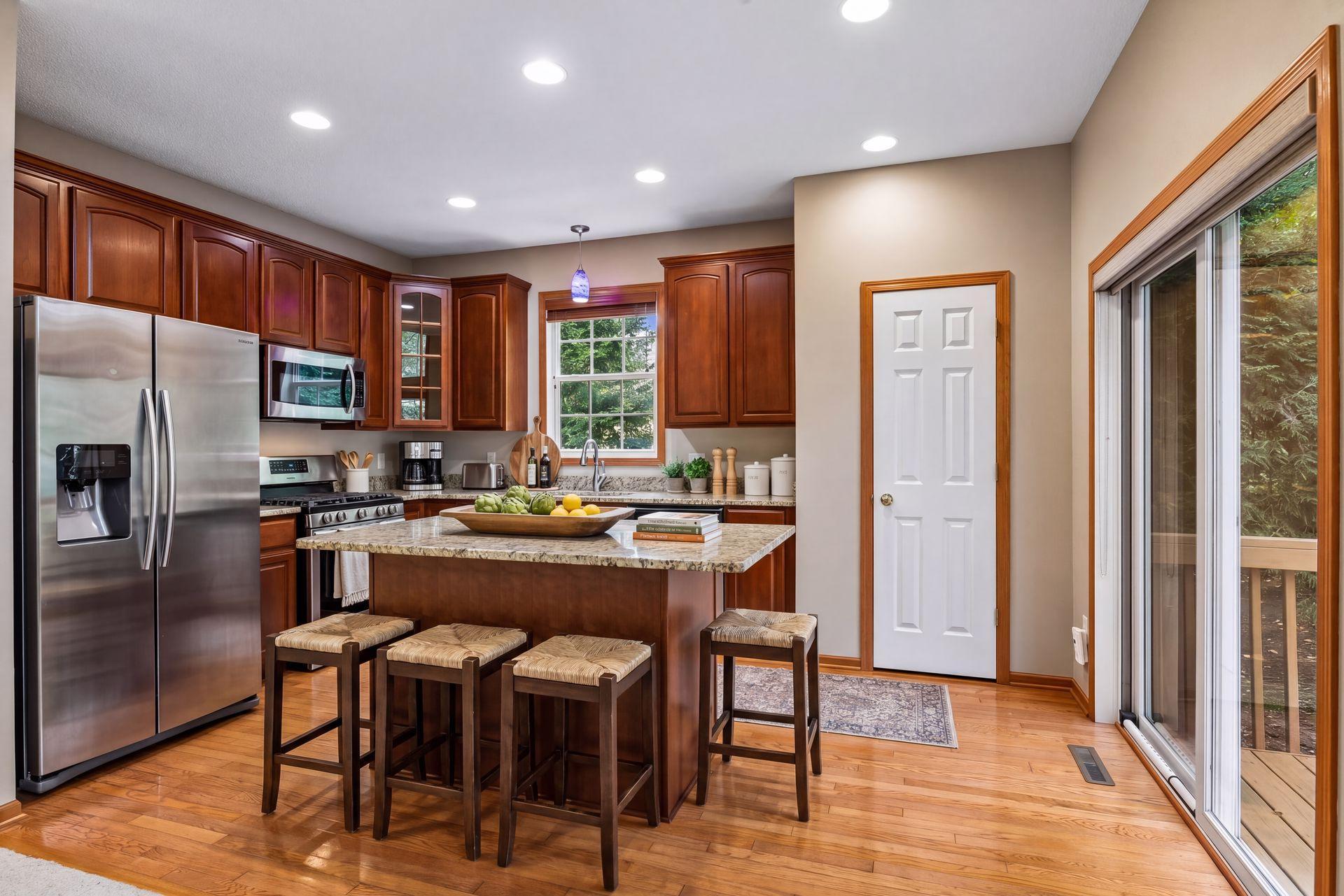 9370 Rath Place Eden Prairie, MN 55347 - Photo 5 of 34 Gallery Image 5