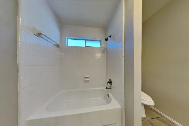 a bathroom with a bathtub
