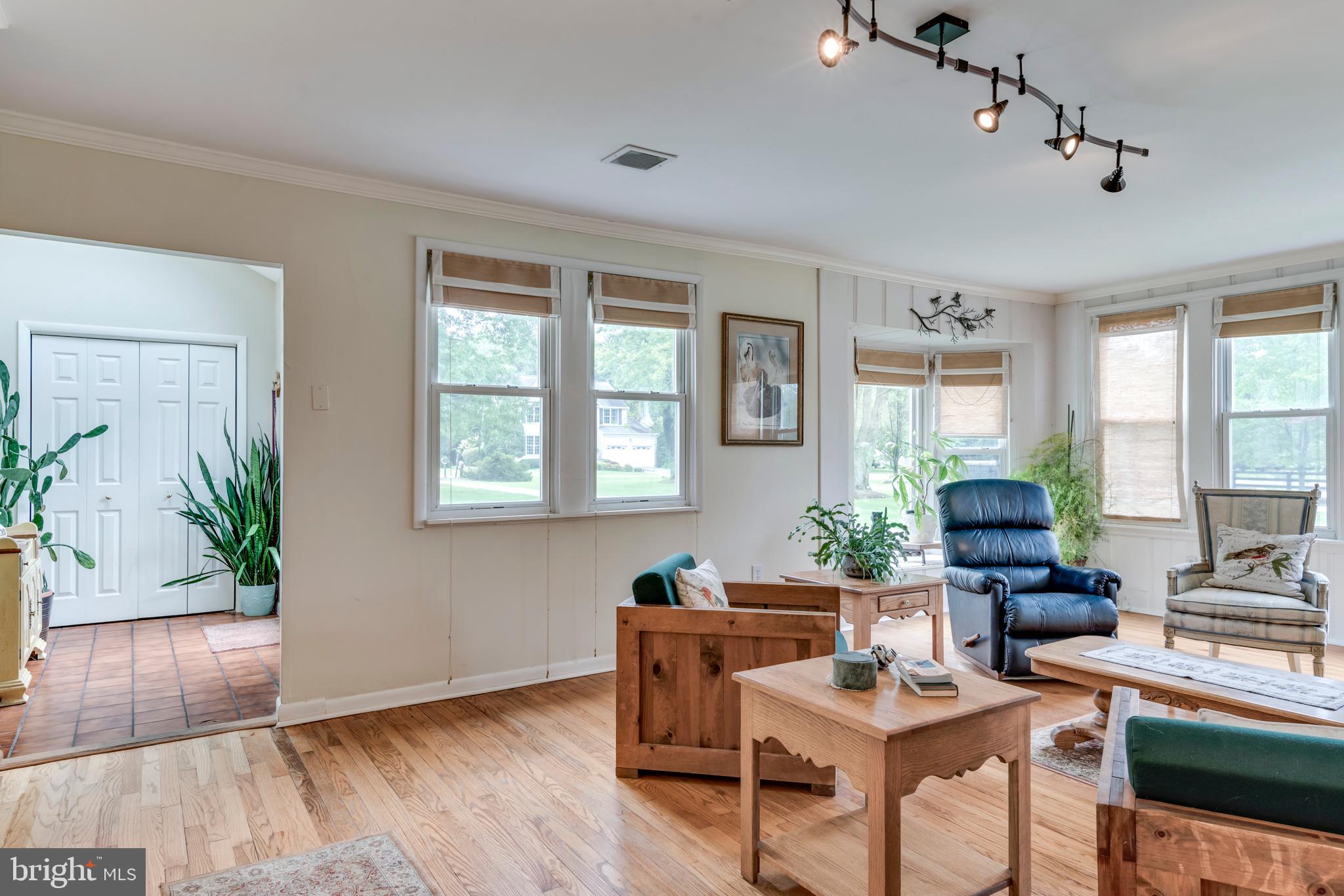 1421 Bay Head Road Annapolis, MD 21409 - Photo 11 of 49 Gallery Image 11