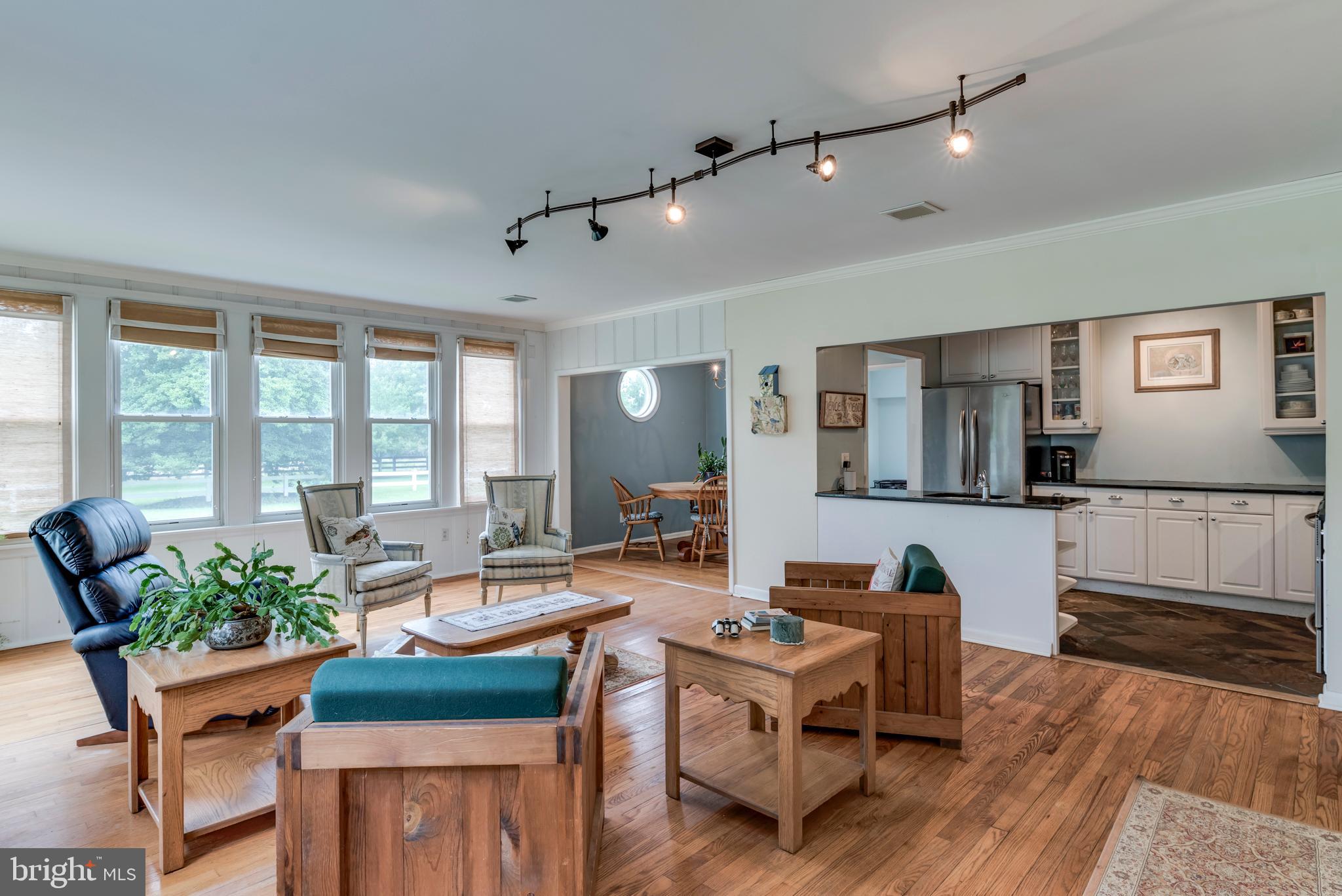 1421 Bay Head Road Annapolis, MD 21409 - Photo 12 of 49 Gallery Image 12