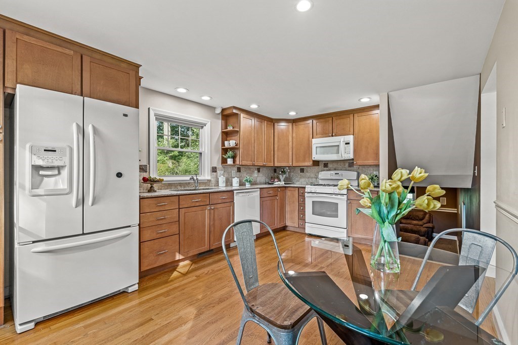 3 Sandberg Road Billerica, MA 01821 - Photo 15 of 40