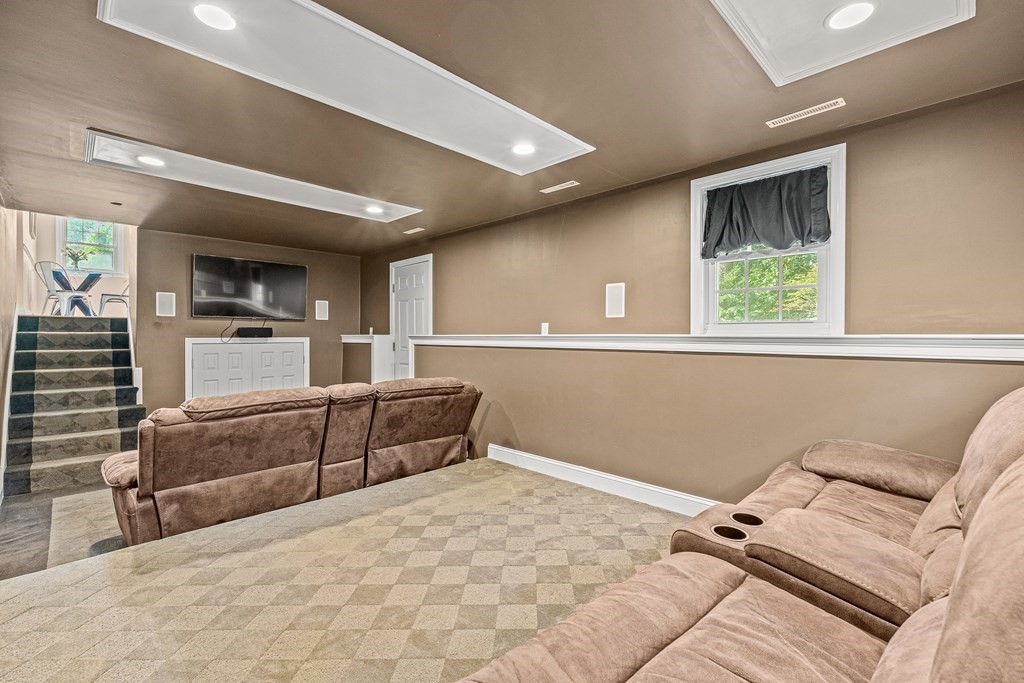 3 Sandberg Road Billerica, MA 01821 - Photo 29 of 40