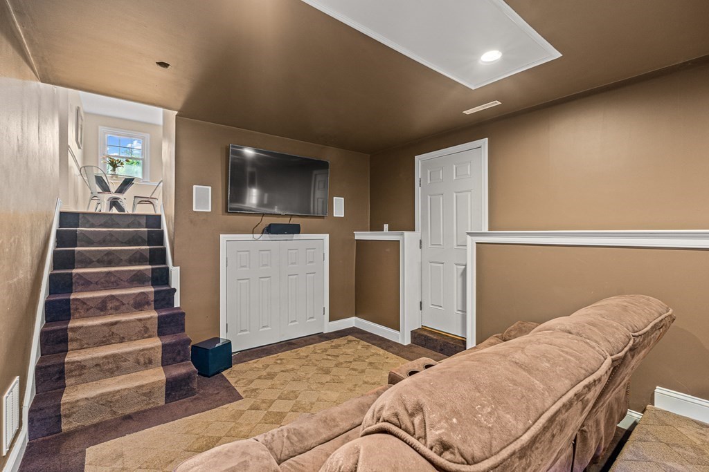 3 Sandberg Road Billerica, MA 01821 - Photo 31 of 40