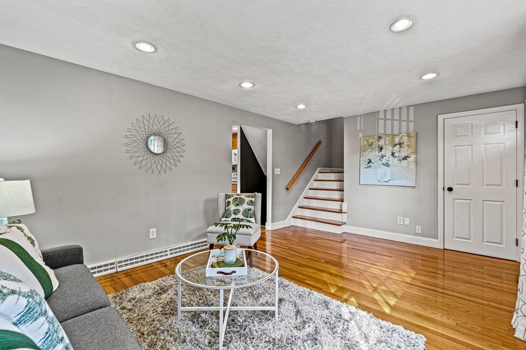 3 Sandberg Road Billerica, MA 01821 - Photo 6 of 40