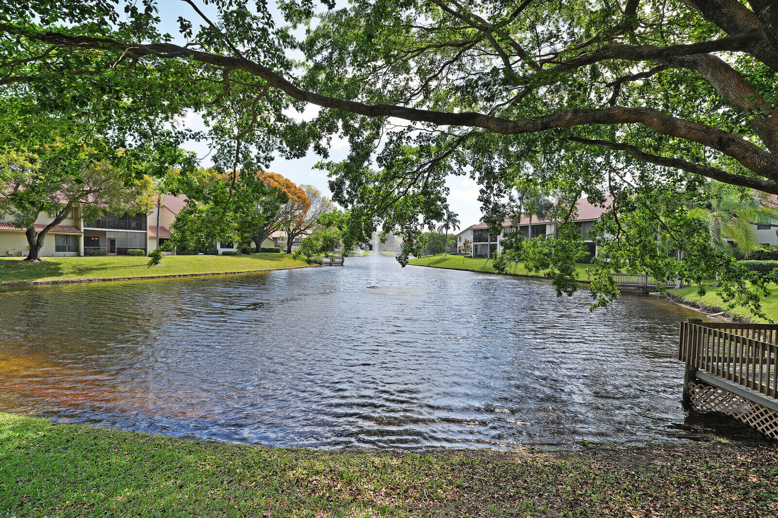5521 Coach House Circle, Unit D Boca Raton, FL 33486 - Photo 3 of 32 LONG-LAKE VIEWS