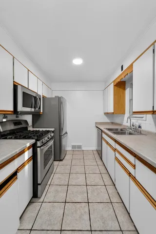 $449,900 | 6829 Cooper Avenue, Middleton, WI 53562