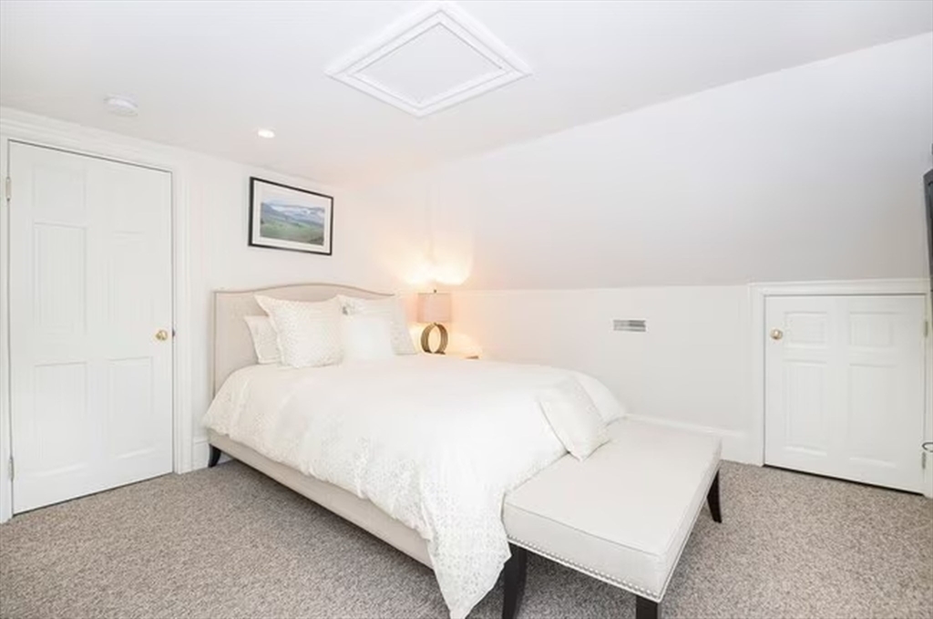 62 Riverside Street, Unit 1 Watertown, MA 02472 - Photo 3 of 8