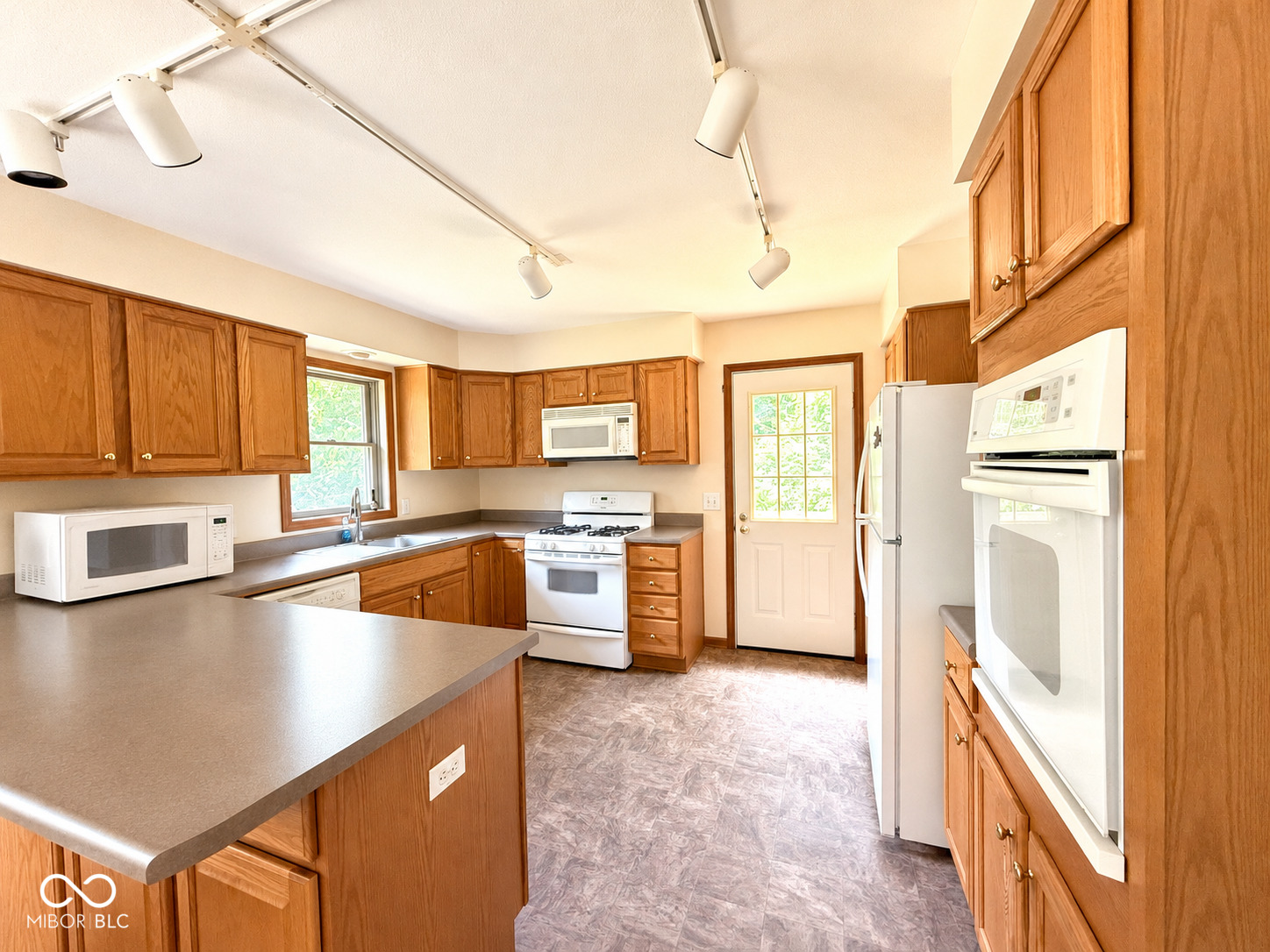2545 East Overcoat Road Crawfordsville, IN 47933 - Photo 7 of 58