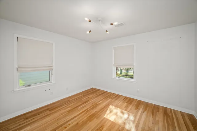 $495,000 | 4518 Viking Drive, Houston, TX 77092