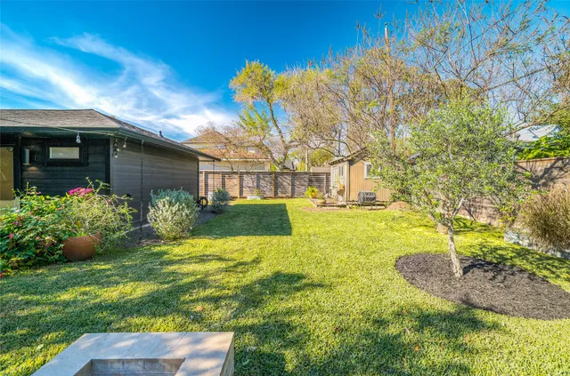$495,000 | 4518 Viking Drive, Houston, TX 77092