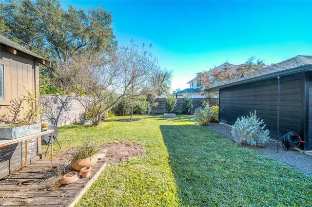 $495,000 | 4518 Viking Drive, Houston, TX 77092