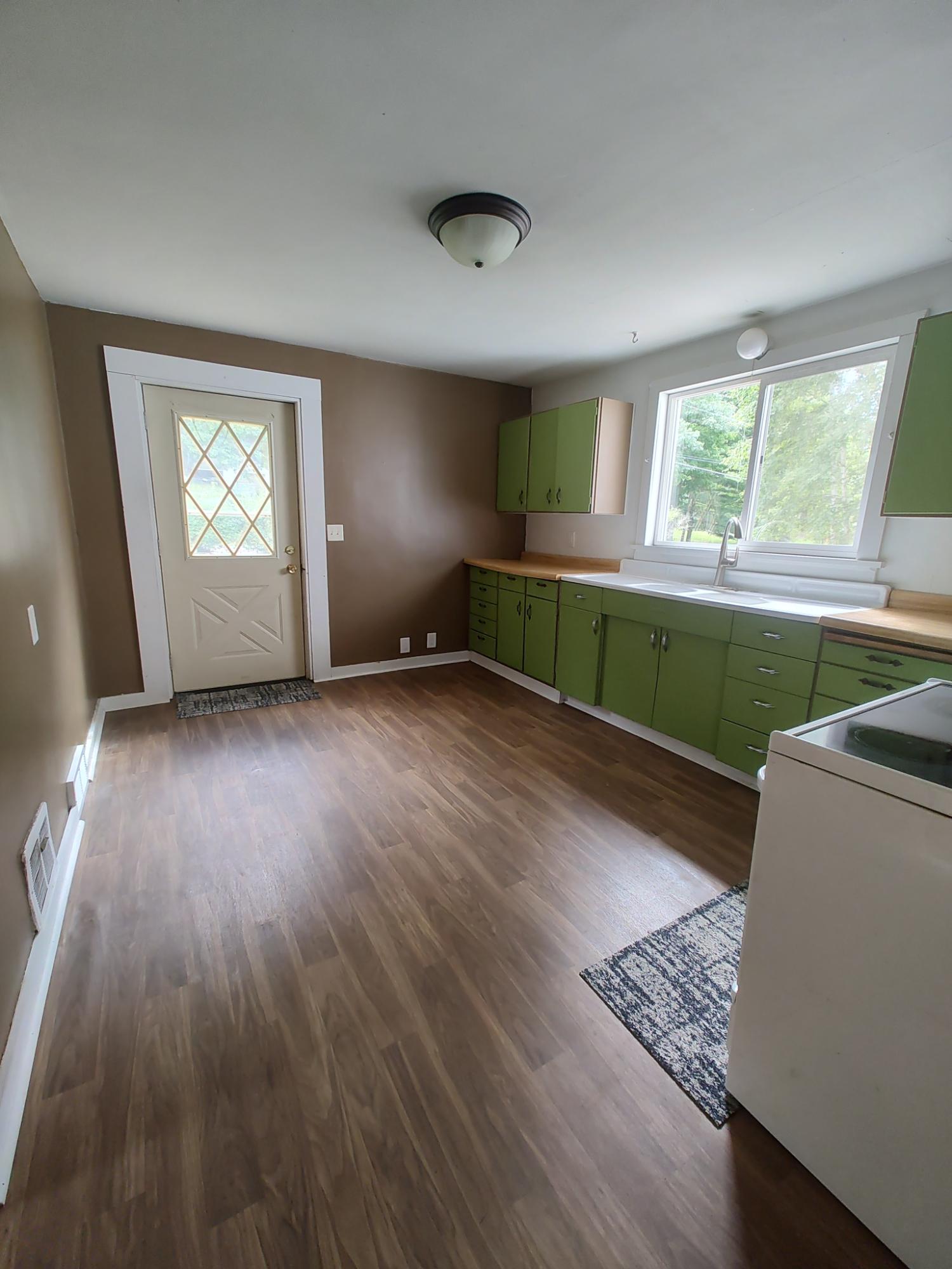 51 Crescent Street Rhinelander, WI 54501 - Photo 5 of 21 Gallery Image 5
