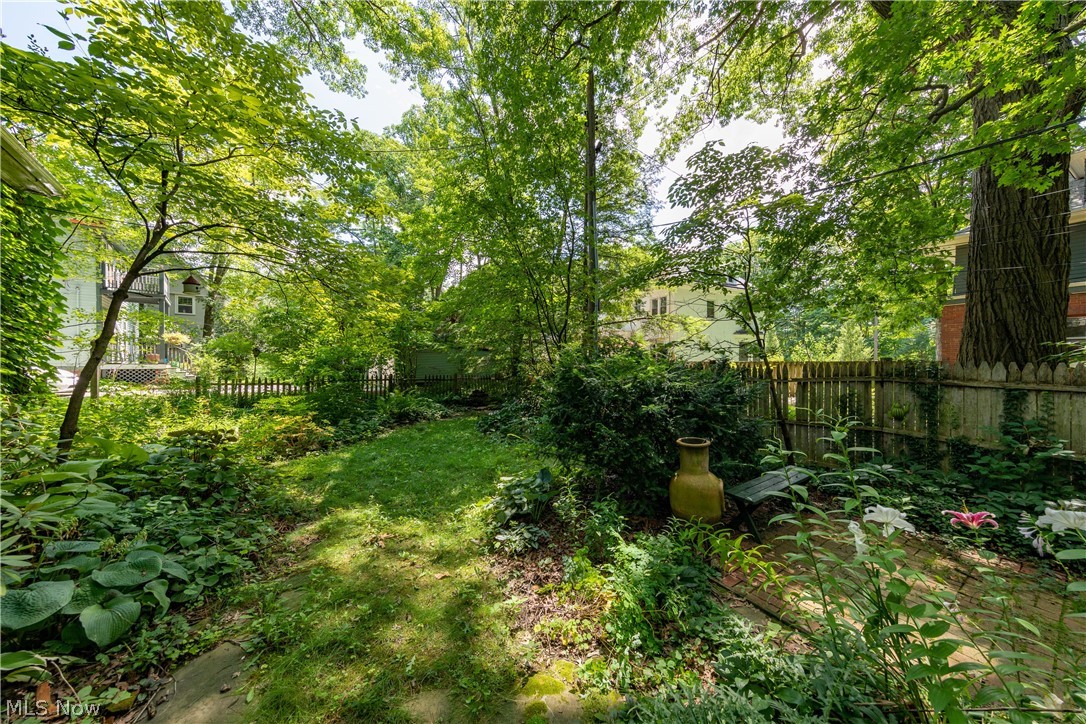 2922 Somerton Road Cleveland, OH 44118 - Photo 27 of 32