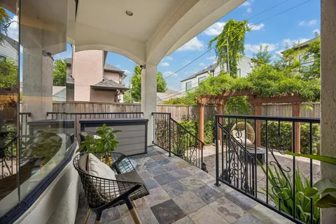 $1,399,000 | 4439 Betty Street, Bellaire, TX 77401