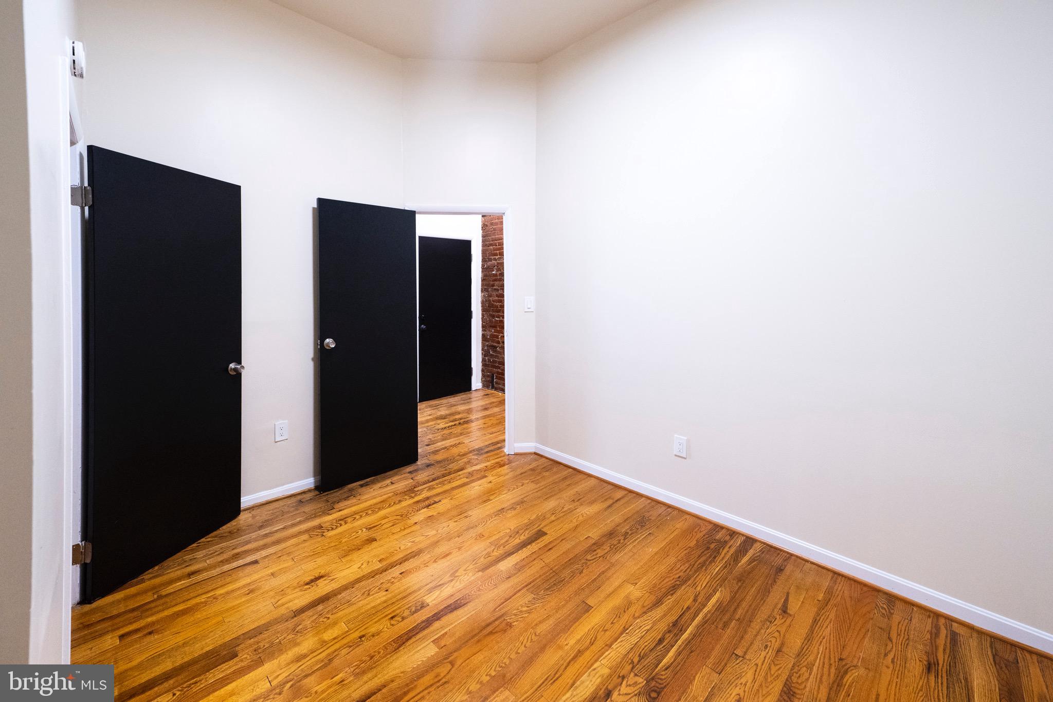 812 Newington Avenue Baltimore, MD 21217 - Photo 13 of 38 a view of empty room