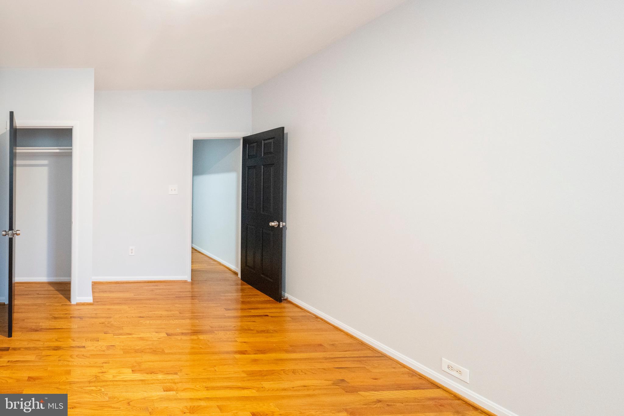 812 Newington Avenue Baltimore, MD 21217 - Photo 22 of 38 a view of an empty room
