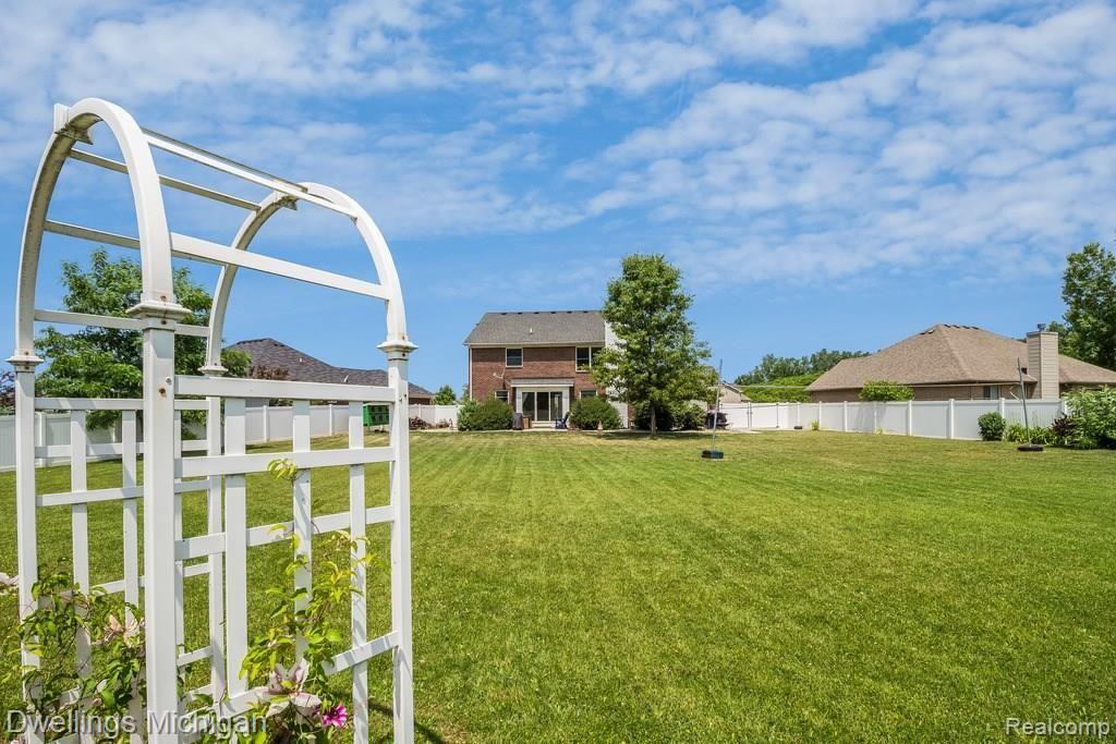 143 Rabbit Run Road Carleton, MI 48117 - Photo 31 of 35