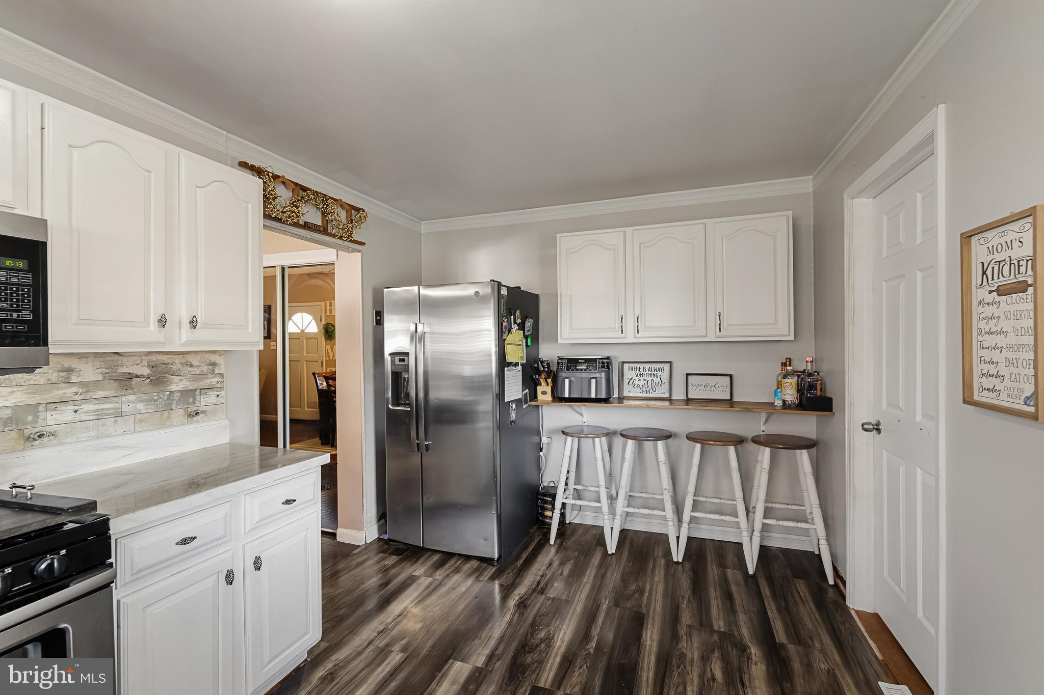 530 Beverly Drive Magnolia, NJ 08049 - Photo 14 of 29