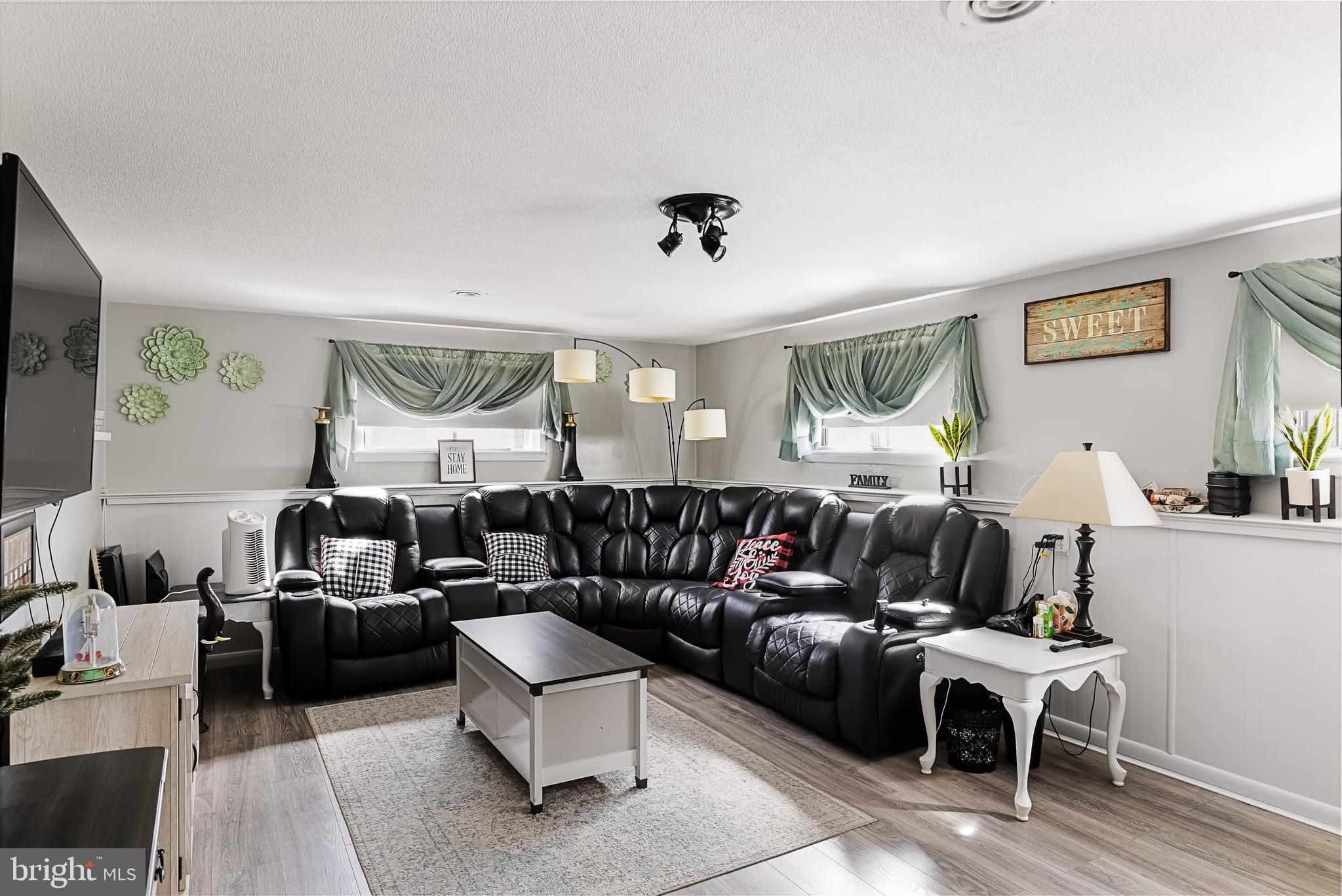 530 Beverly Drive Magnolia, NJ 08049 - Photo 15 of 29 Basement / 2nd Living Area