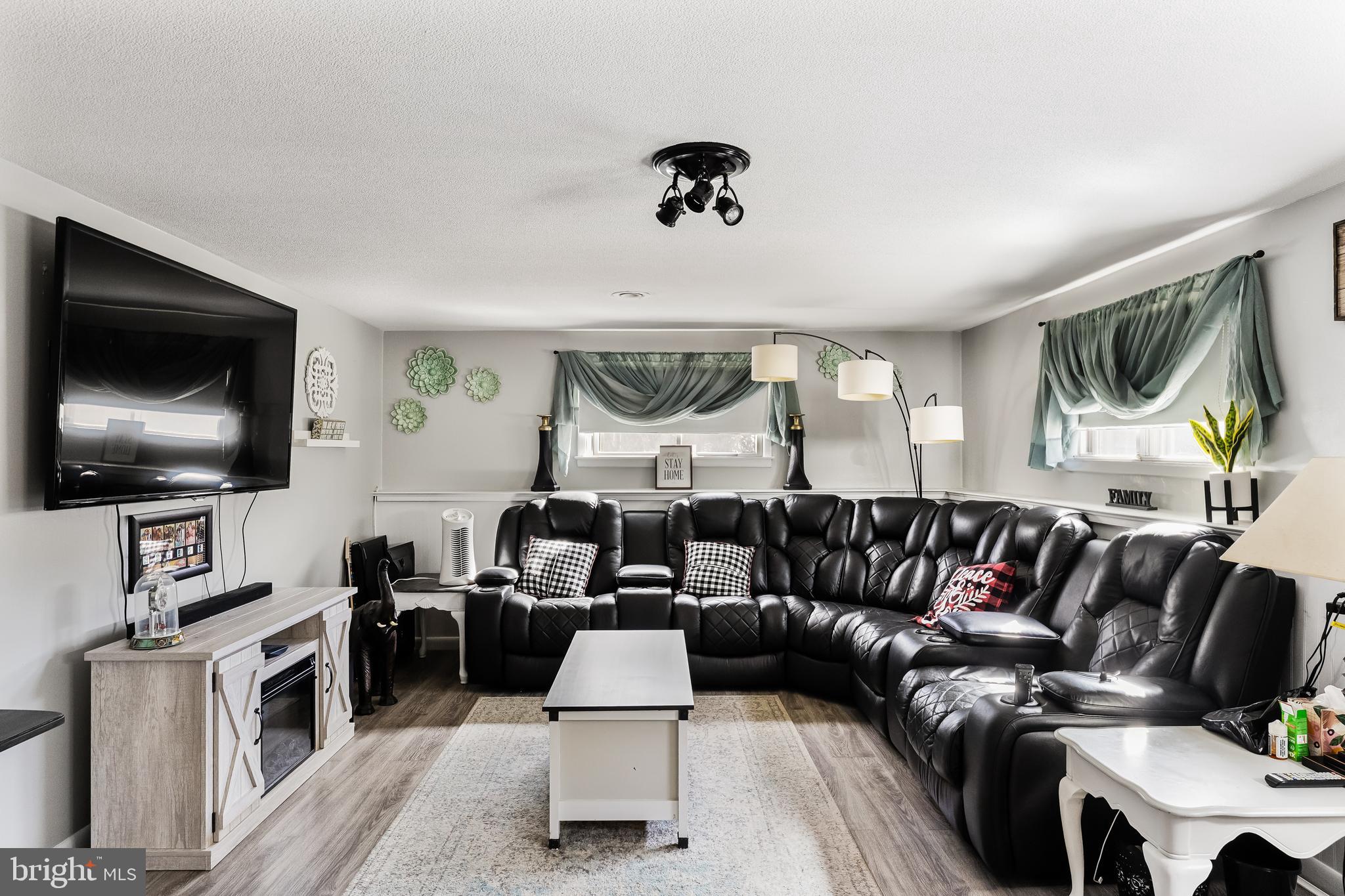 530 Beverly Drive Magnolia, NJ 08049 - Photo 16 of 29