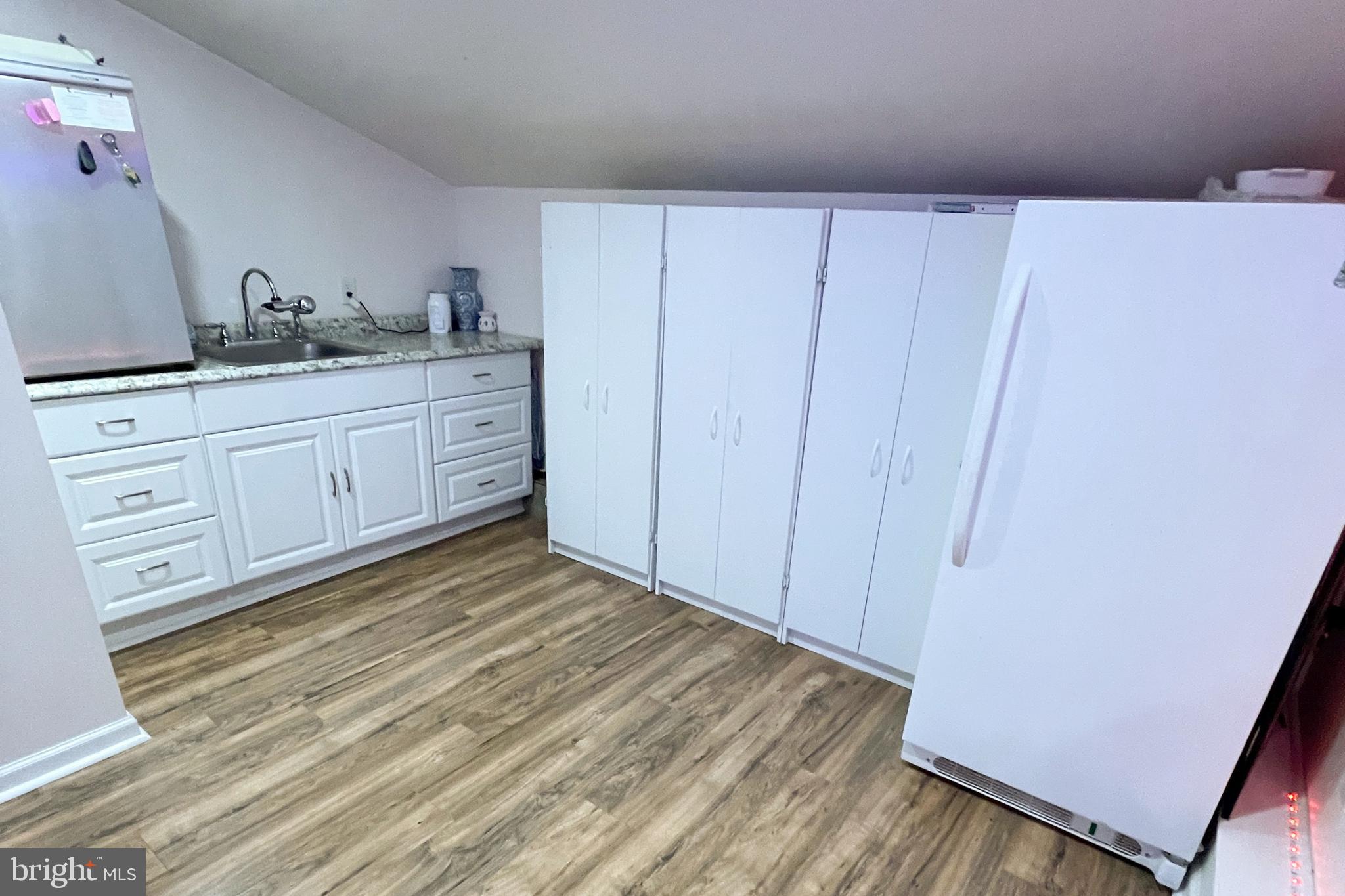 530 Beverly Drive Magnolia, NJ 08049 - Photo 20 of 29 Bonus Room